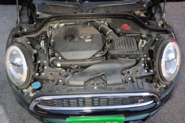 Used MINI 2015 2.0T COOPER S Five-Door Edition Engine Bay