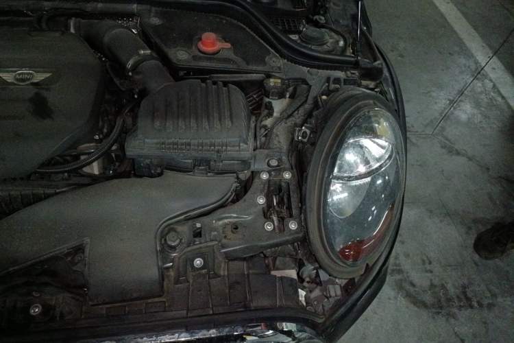 Used MINI 2015 1.5T COOPER Fun Five-Door Edition Engine Bay Left