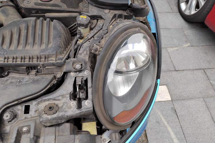 Used MINI 2015 1.5T COOPER Fun Five-Door Edition Engine Bay Left