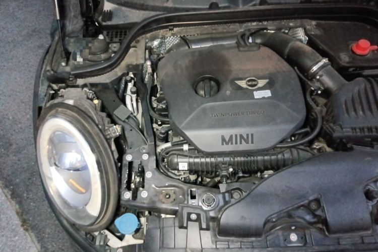 Used MINI 2015 2.0T COOPER S Five-Door Edition Engine Bay Right