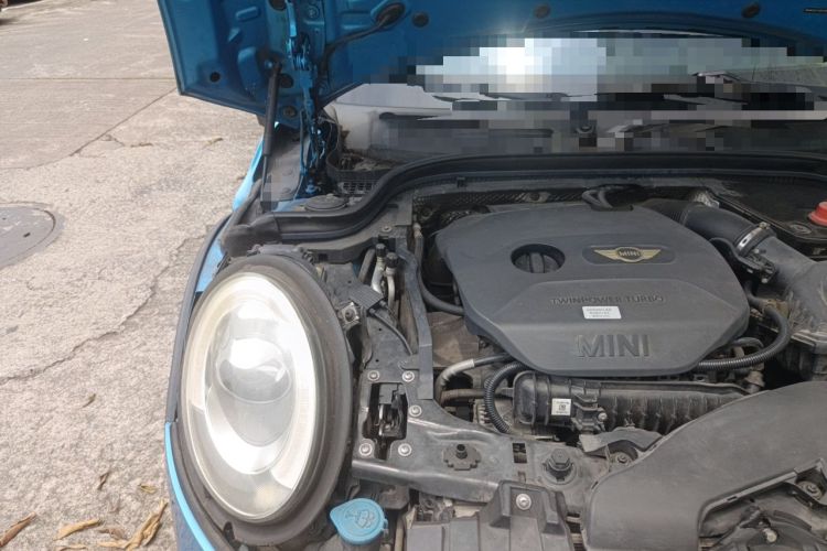 Used MINI 2015 1.5T COOPER Excitement Five-Door Edition Engine Bay Right