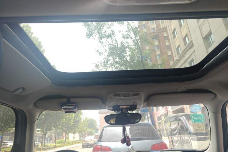 Used MINI 2015 1.5T COOPER Fun Five-Door Edition Headliner