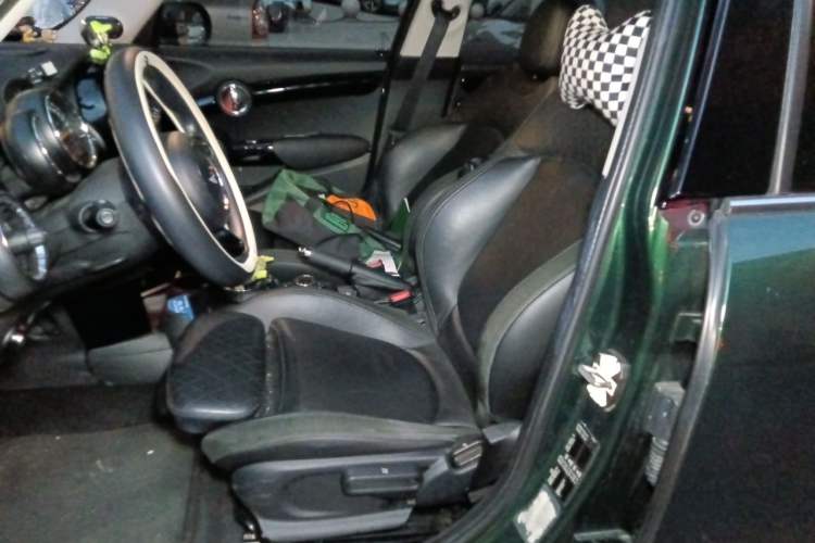 Used MINI 2015 2.0T COOPER S Five-Door Edition Left Front Seat