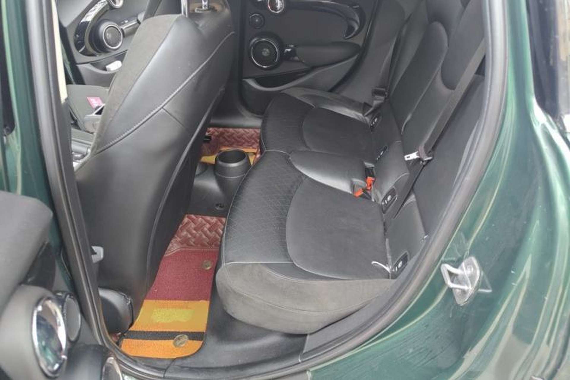Used MINI 2015 2.0T COOPER S Five-Door Edition Left Rear Seat