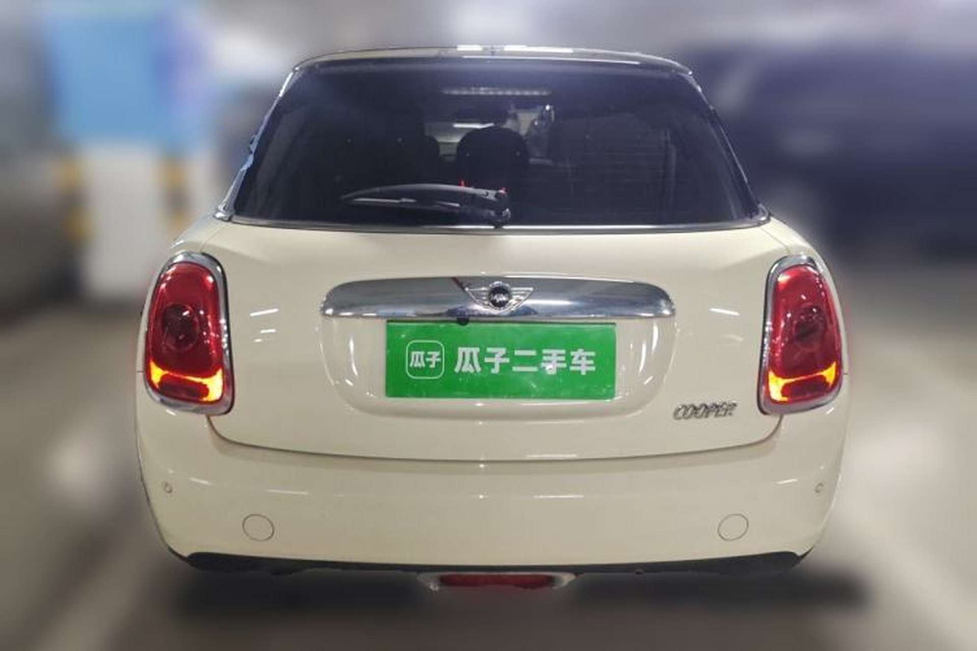 Used MINI 2015 1.5T COOPER Fun Five-Door Edition Rear