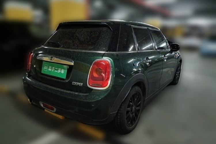 Used MINI 2015 1.5T COOPER Fun Five-Door Edition Rear Right 45 Deg