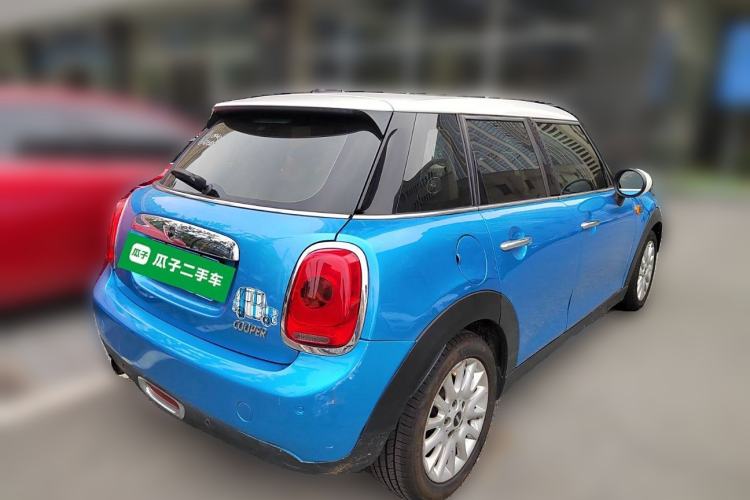 Used MINI 2015 1.5T COOPER Fun Five-Door Edition Rear Right 45 Deg
