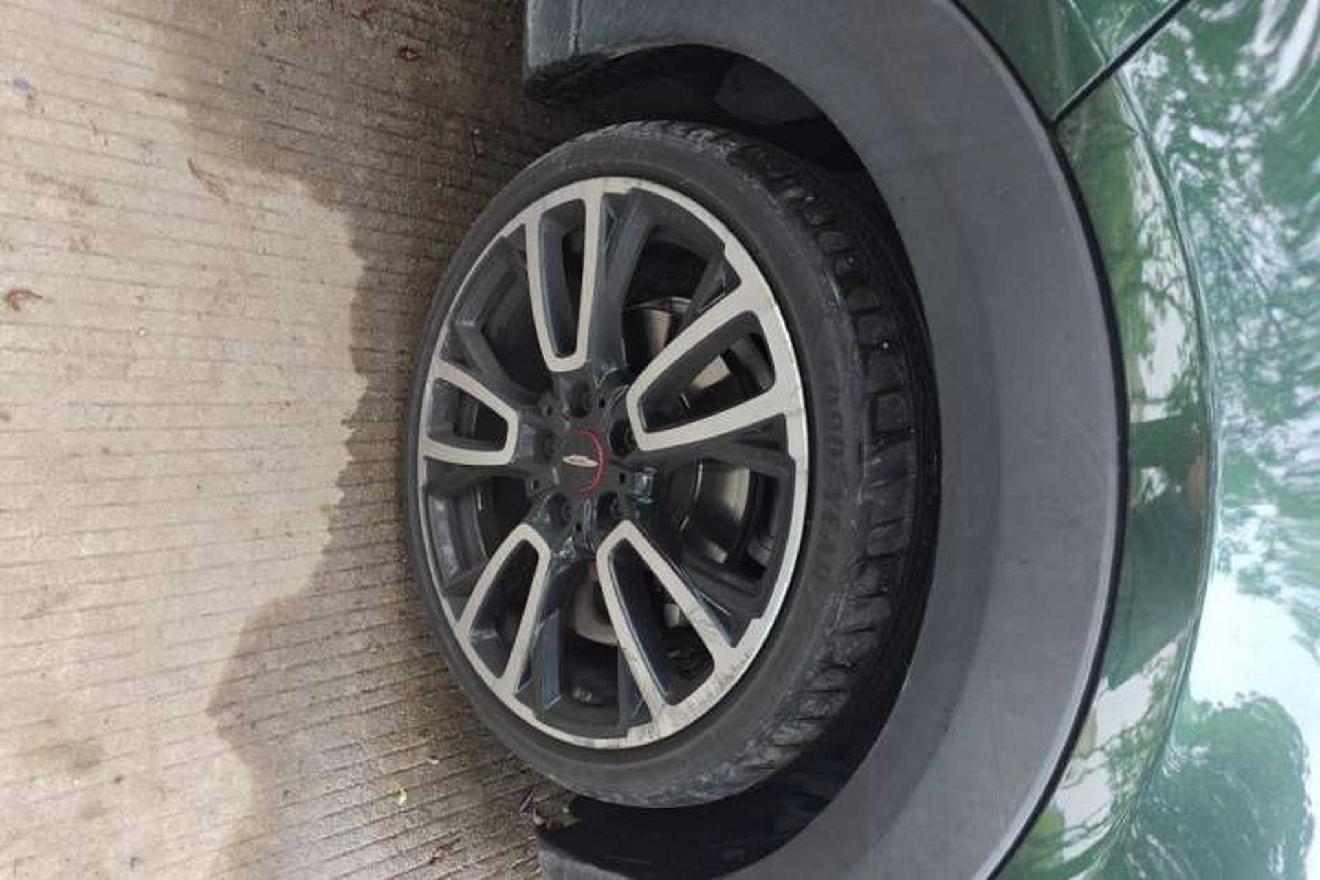 Used MINI 2015 2.0T COOPER S Five-Door Edition Right Front Wheel Hub