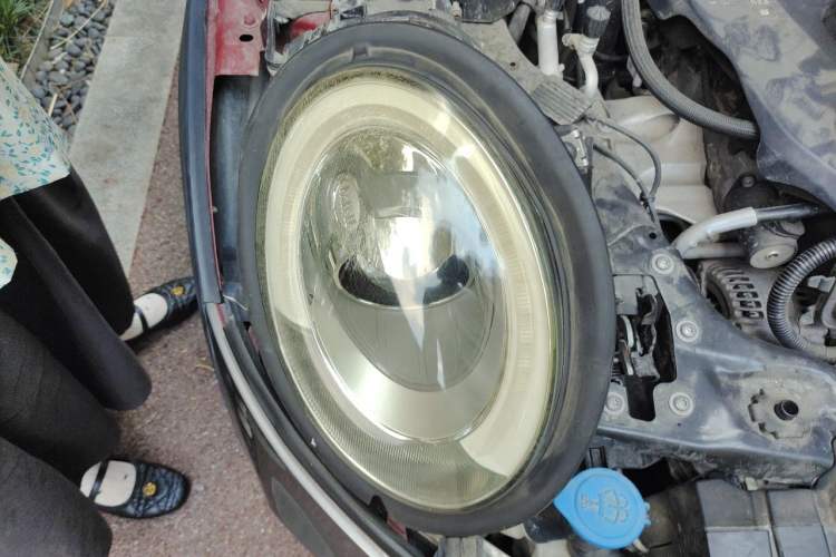Used MINI 2015 1.5T COOPER Fun Five-Door Edition Right Front Headlight