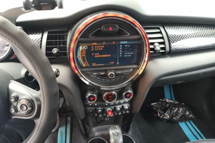 Used MINI 2015 2.0T COOPER S Five-Door Edition Audio And AC Panel