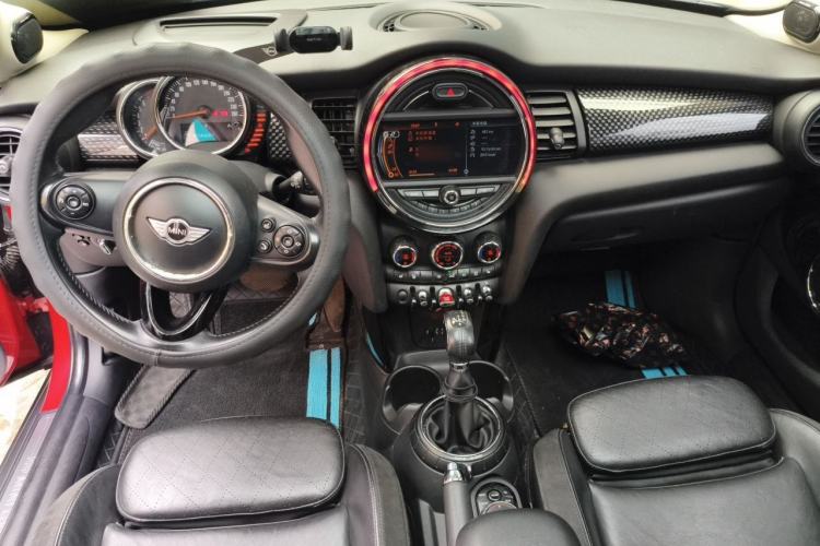 Used MINI 2015 2.0T COOPER S Five-Door Edition Center Console