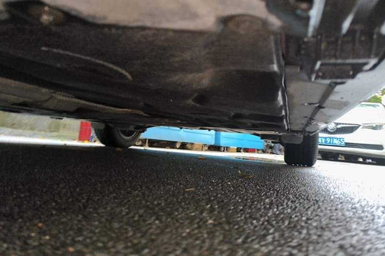 Used MINI 2015 1.5T COOPER Fun Five-Door Edition Chassis Front Left