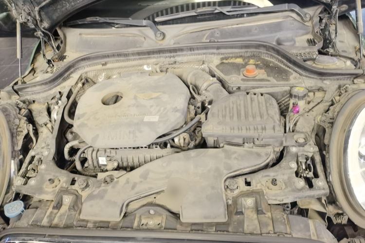 Used MINI 2015 1.5T COOPER Excitement Five-Door Edition Engine Bay