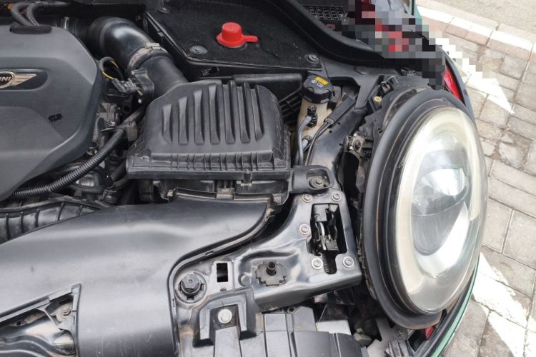 Used MINI 2015 2.0T COOPER S Five-Door Edition Engine Bay Left