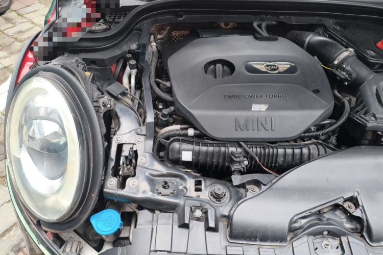 Used MINI 2015 2.0T COOPER S Five-Door Edition Engine Bay Right