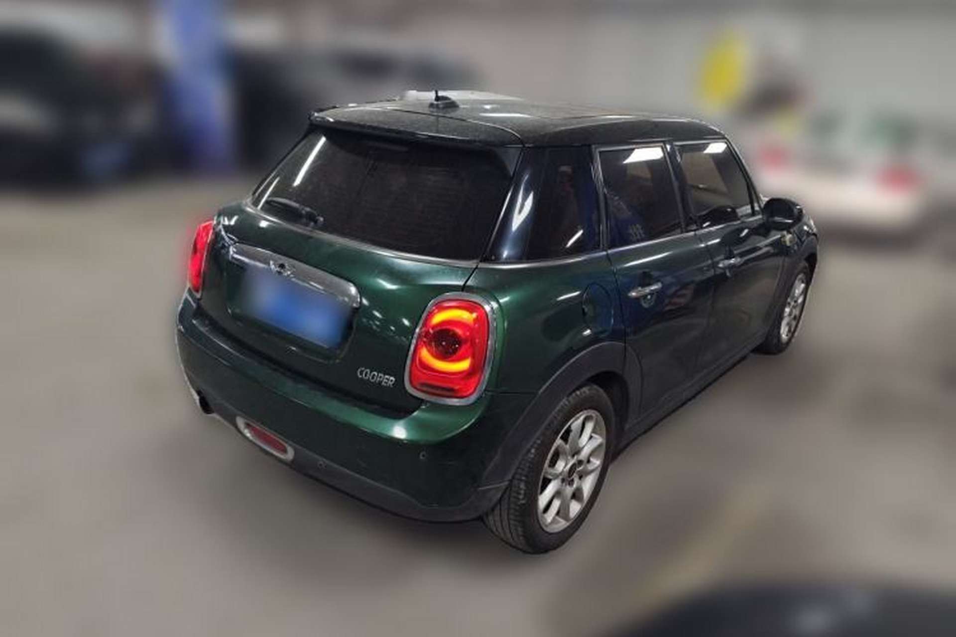 Used MINI 2015 1.5T COOPER Fun Five-Door Edition Exterior 5