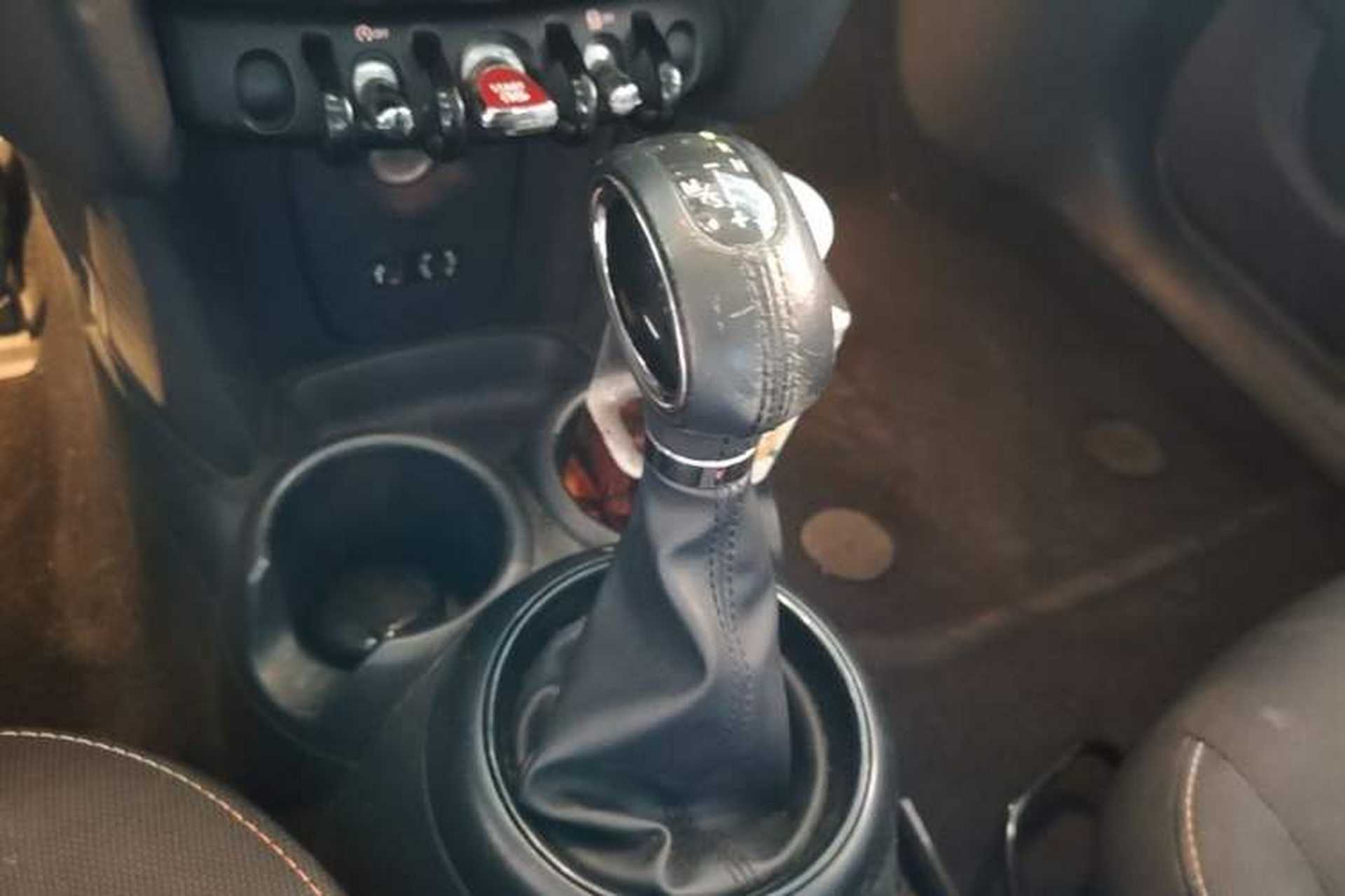 Used MINI 2015 1.2T ONE Five-Door Edition Gear Lever