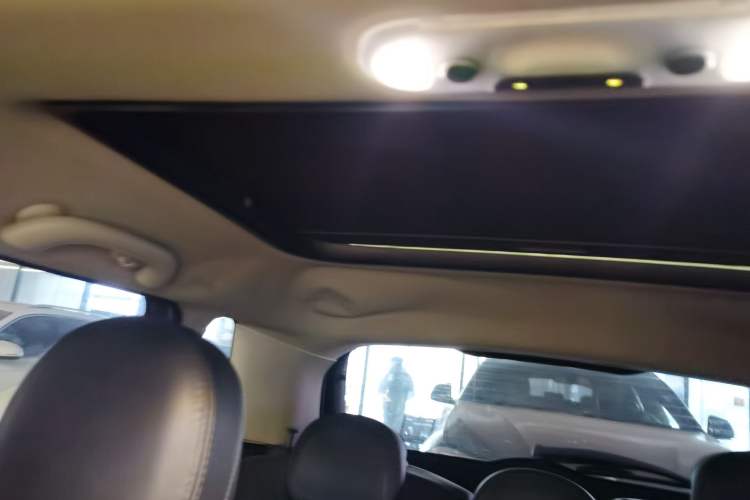 Used MINI 2015 1.5T COOPER Excitement Five-Door Edition Headliner