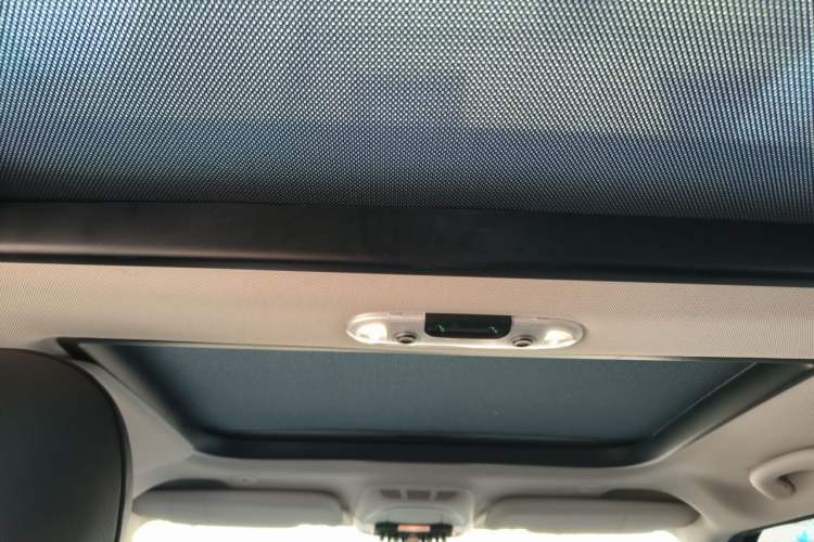Used MINI 2015 1.5T COOPER Excitement Five-Door Edition Headliner