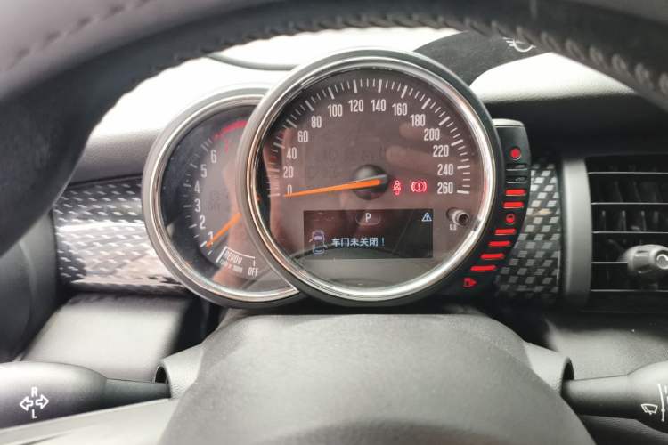 Used MINI 2015 2.0T COOPER S Five-Door Edition Instrument Cluster