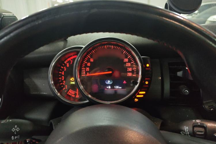 Used MINI 2015 1.5T COOPER Fun Five-Door Edition Instrument Cluster