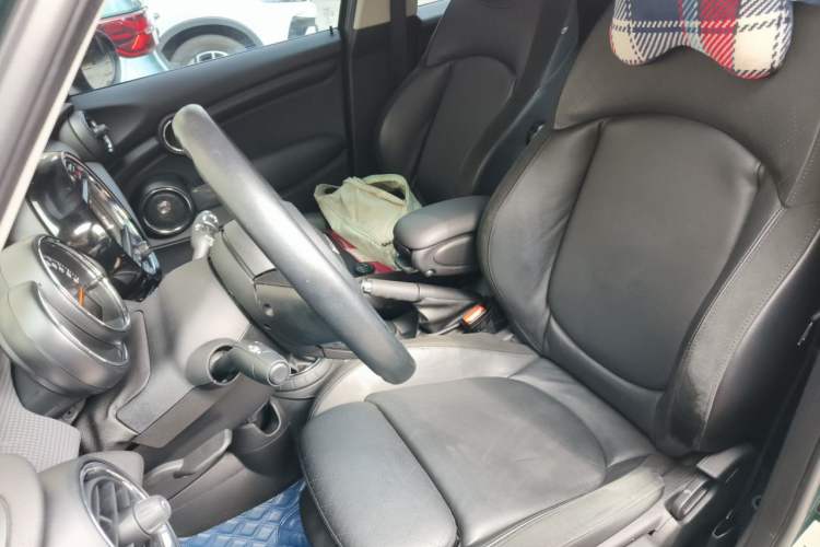Used MINI 2015 1.5T COOPER Excitement Five-Door Edition Left Front Seat