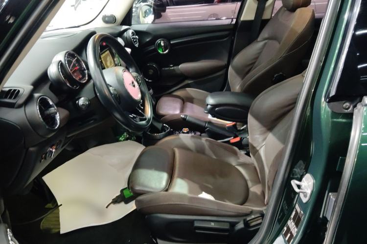 Used MINI 2015 1.5T COOPER Excitement Five-Door Edition Left Front Seat