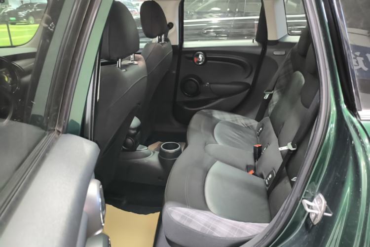 Used MINI 2015 1.5T COOPER Fun Five-Door Edition Left Rear Seat