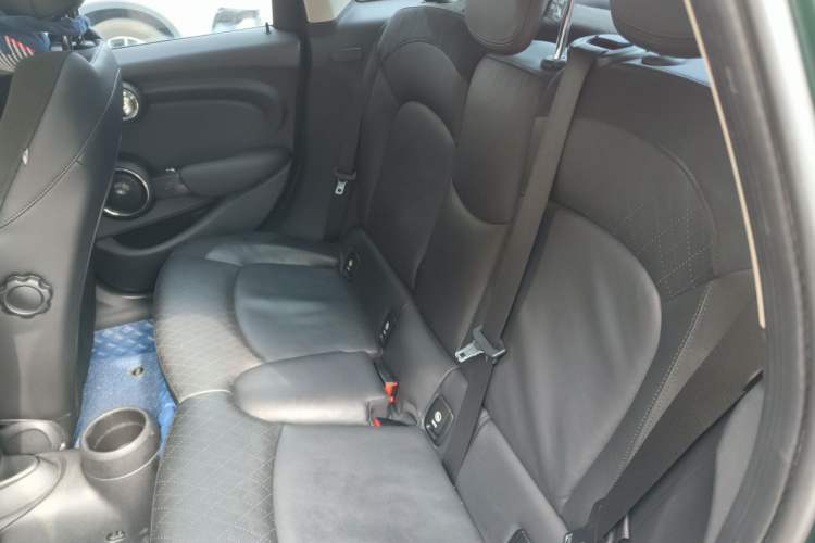 Used MINI 2015 1.5T COOPER Excitement Five-Door Edition Left Rear Seat