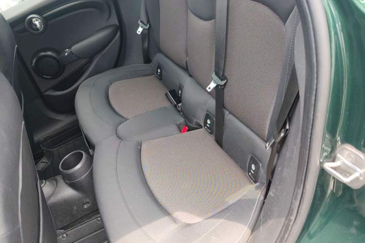 Used MINI 2015 1.2T ONE Five-Door Edition Left Rear Seat