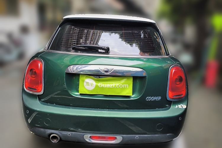 Used MINI 2015 1.5T COOPER Fun Five-Door Edition Rear