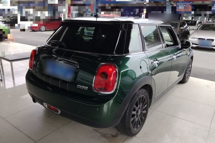 Used MINI 2015 1.5T COOPER Fun Five-Door Edition Rear Right 45 Deg