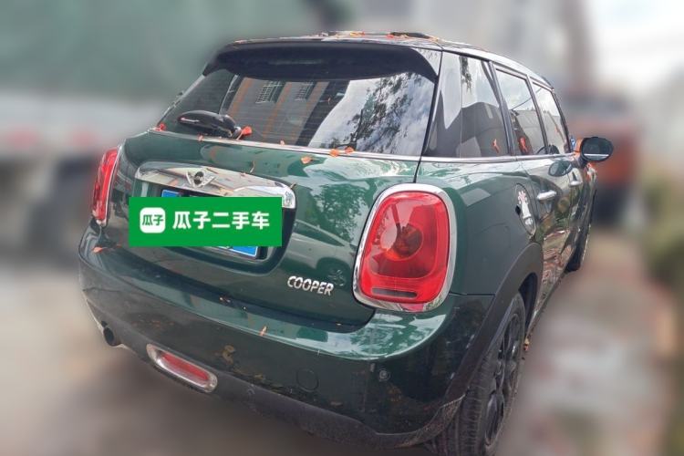 Used MINI 2015 1.5T COOPER Fun Five-Door Edition Rear Right 45 Deg