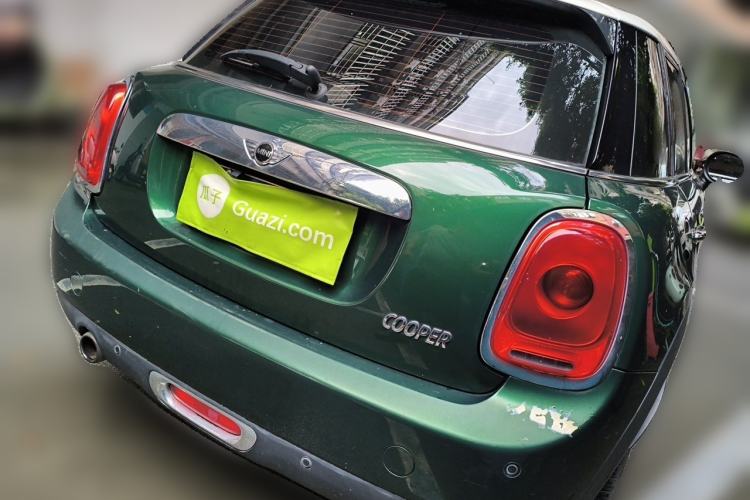 Used MINI 2015 1.5T COOPER Fun Five-Door Edition Rear Right 45 Deg