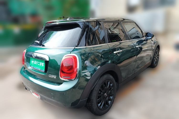 Used MINI 2015 1.5T COOPER Excitement Five-Door Edition Rear Right 45 Deg