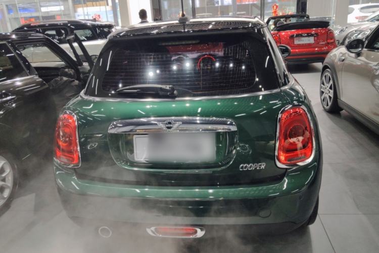 Used MINI 2015 1.5T COOPER Excitement Five-Door Edition Rear