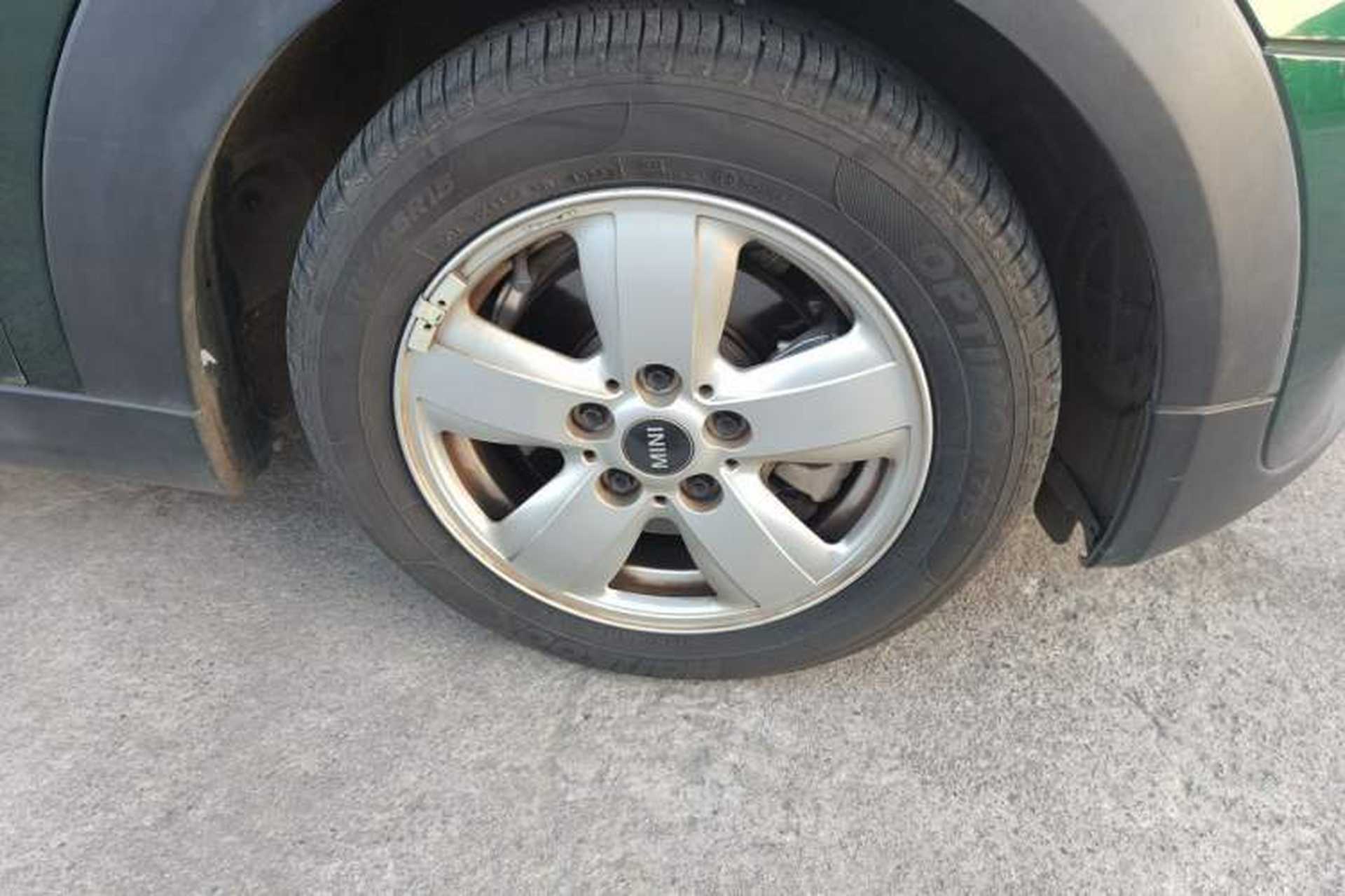 Used MINI 2015 1.2T ONE Five-Door Edition Right Front Wheel Hub