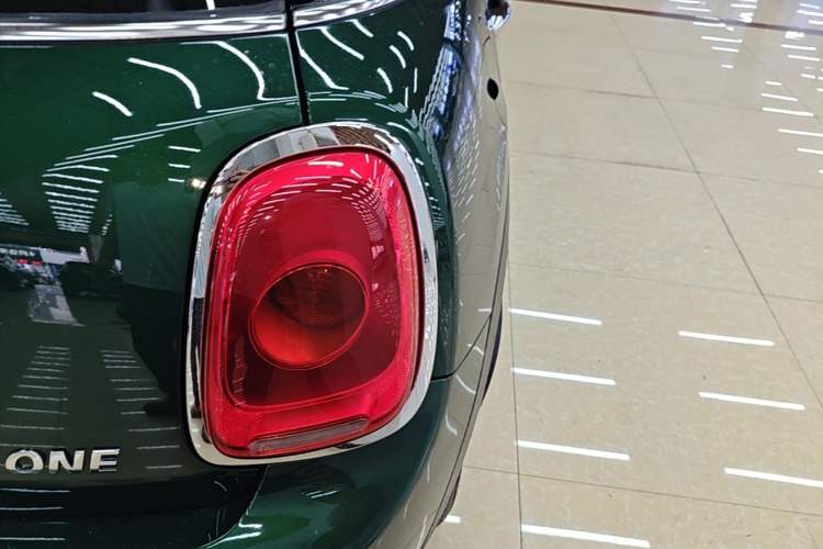 Used MINI 2015 1.2T ONE Five-Door Edition Right Rear Taillight