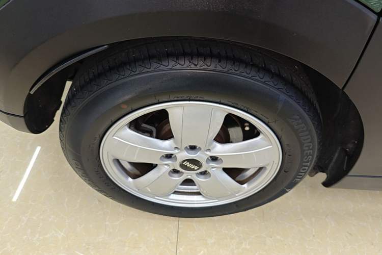 Used MINI 2015 1.2T ONE Five-Door Edition Right Rear Wheel Hub
