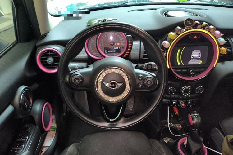 Used MINI 2015 1.5T COOPER Fun Five-Door Edition Steering Wheel