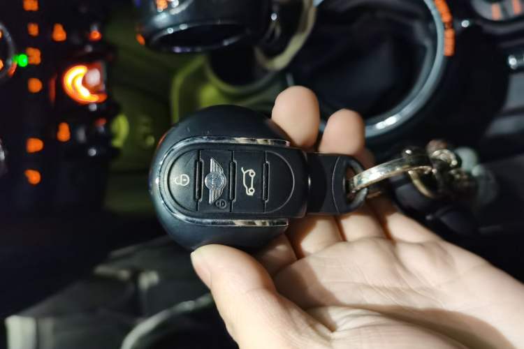 Used MINI 2015 1.5T COOPER Excitement Five-Door Edition Vehicle Key