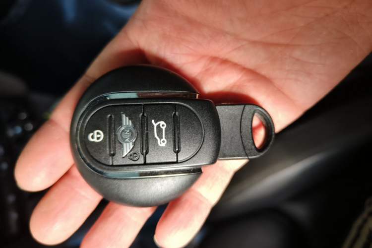Used MINI 2015 1.5T COOPER Excitement Five-Door Edition Vehicle Key