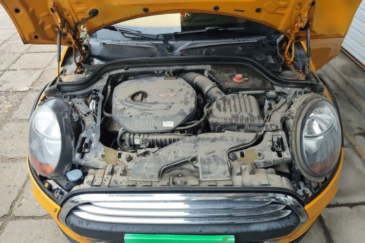 Used MINI 2015 1.2T ONE Five-Door Edition Engine Bay