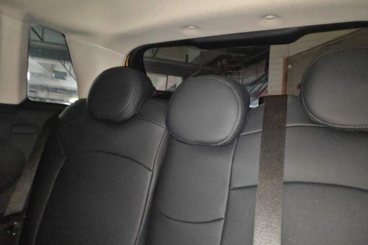 Used MINI 2015 1.5T COOPER Fun Five-Door Edition Headliner