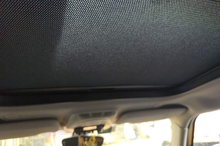 Used MINI 2015 1.2T ONE Five-Door Edition Headliner