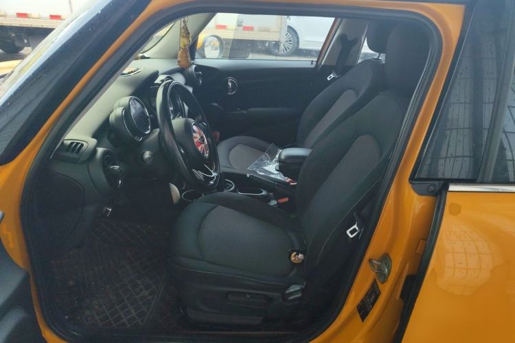 Used MINI 2015 1.2T ONE Five-Door Edition Left Front Seat