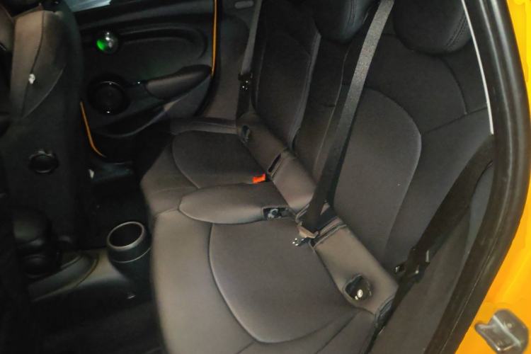 Used MINI 2015 1.5T COOPER Fun Five-Door Edition Left Rear Seat
