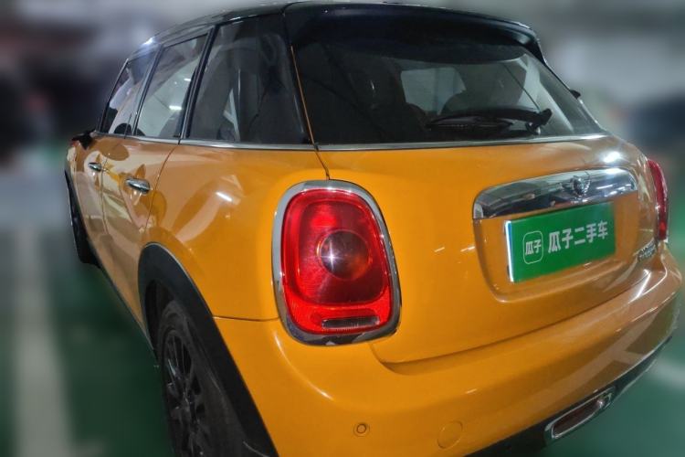 Used MINI 2015 1.5T COOPER Fun Five-Door Edition Rear Left 45 Deg