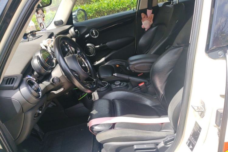 Used MINI 2015 2.0T COOPER S Five-Door Edition Left Front Seat