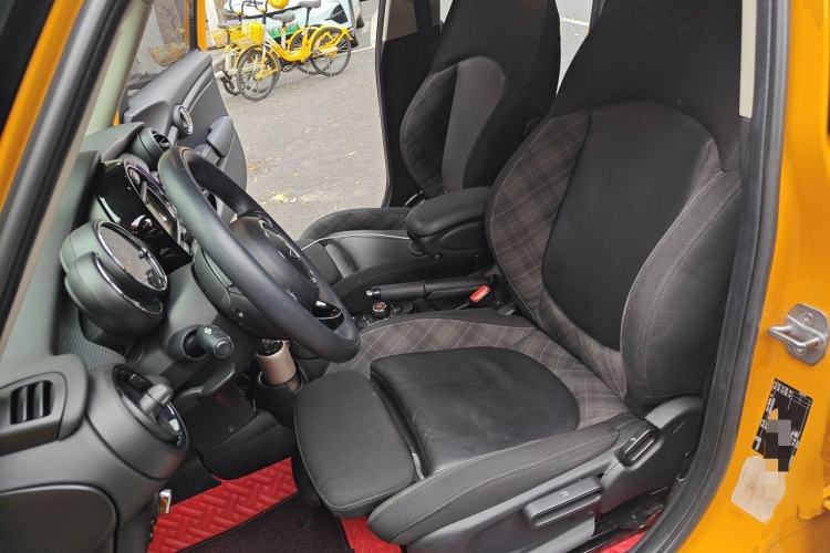 Used MINI 2015 1.5T COOPER Fun Five-Door Edition Left Front Seat